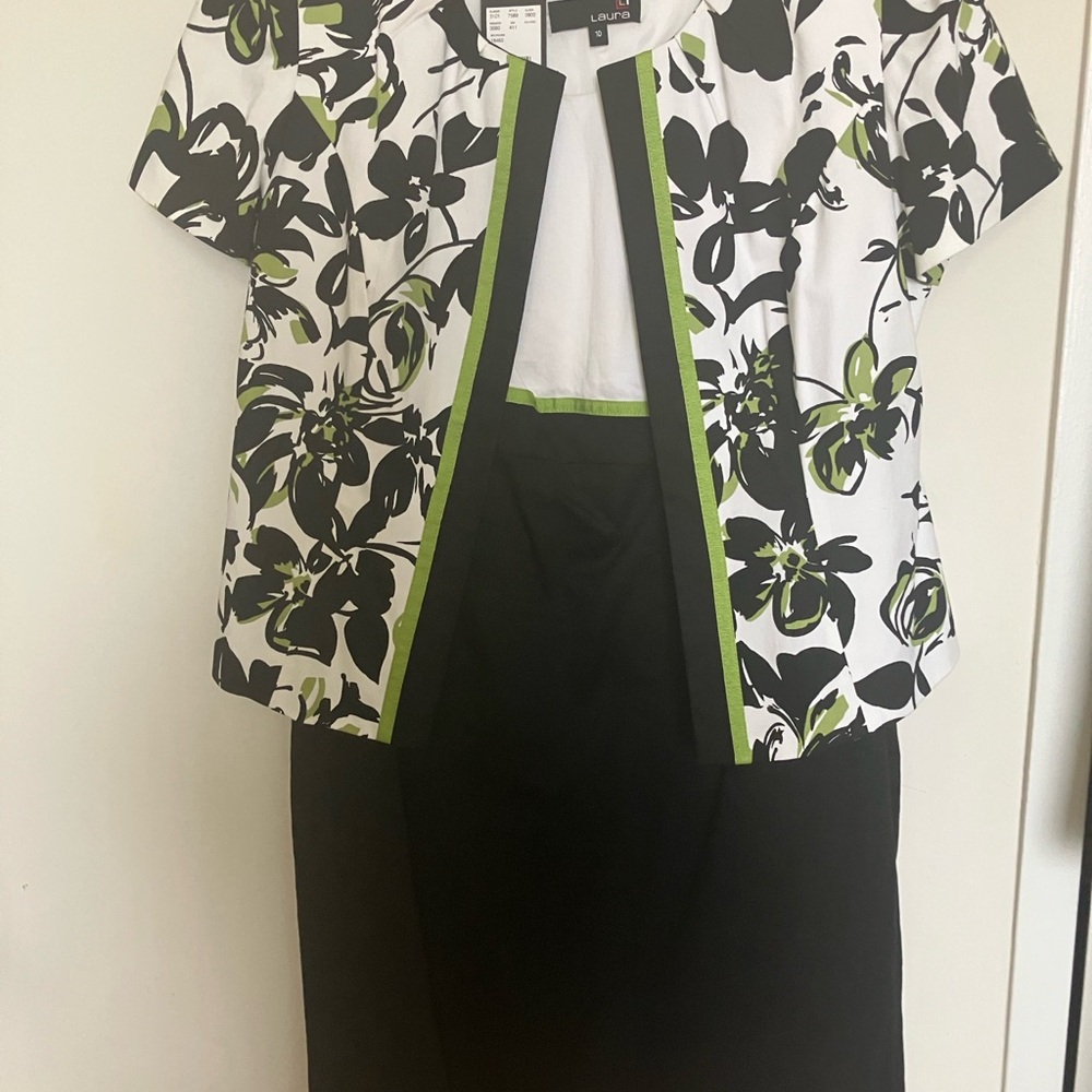 Luna Black and Green Floral Midi Dress